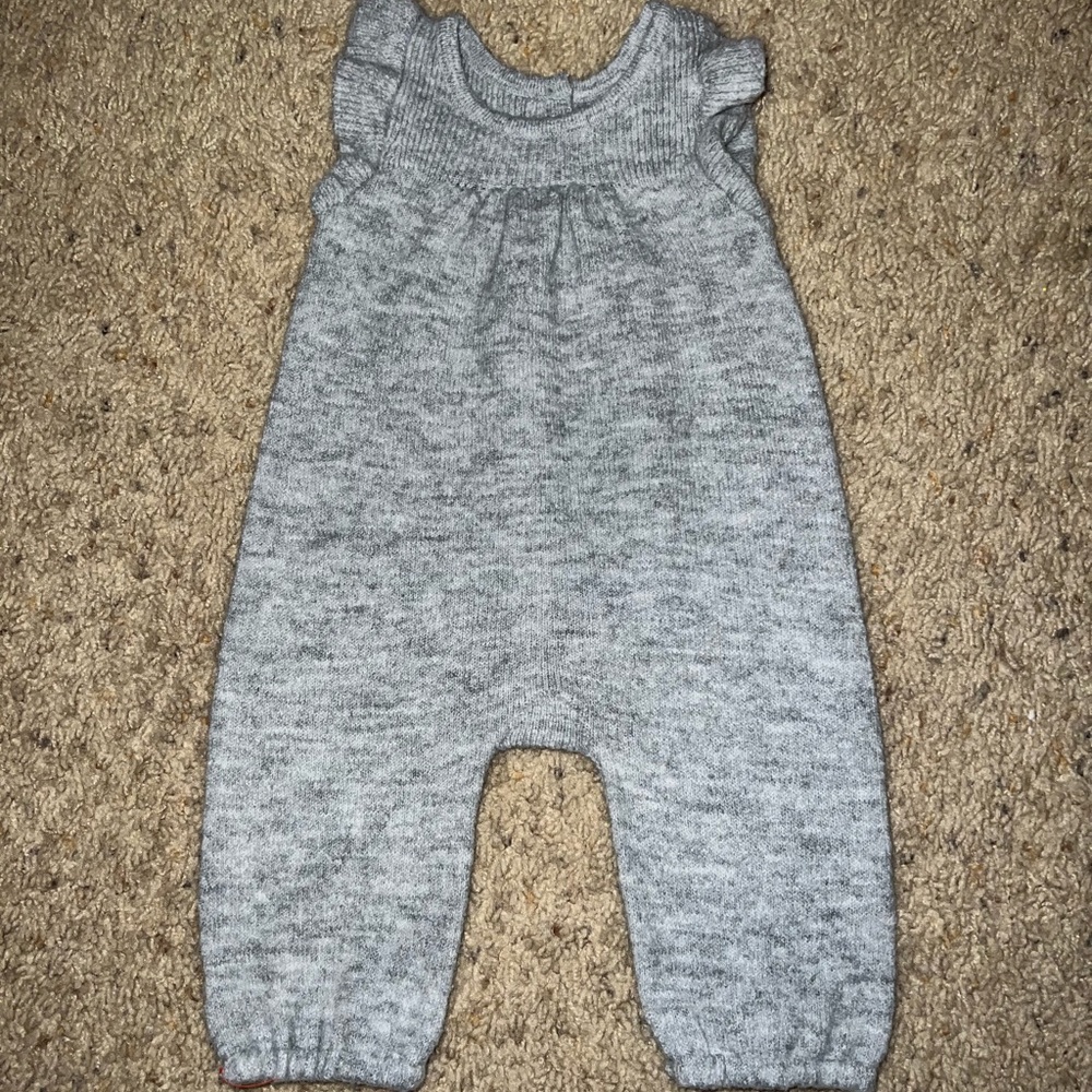 Gap romper